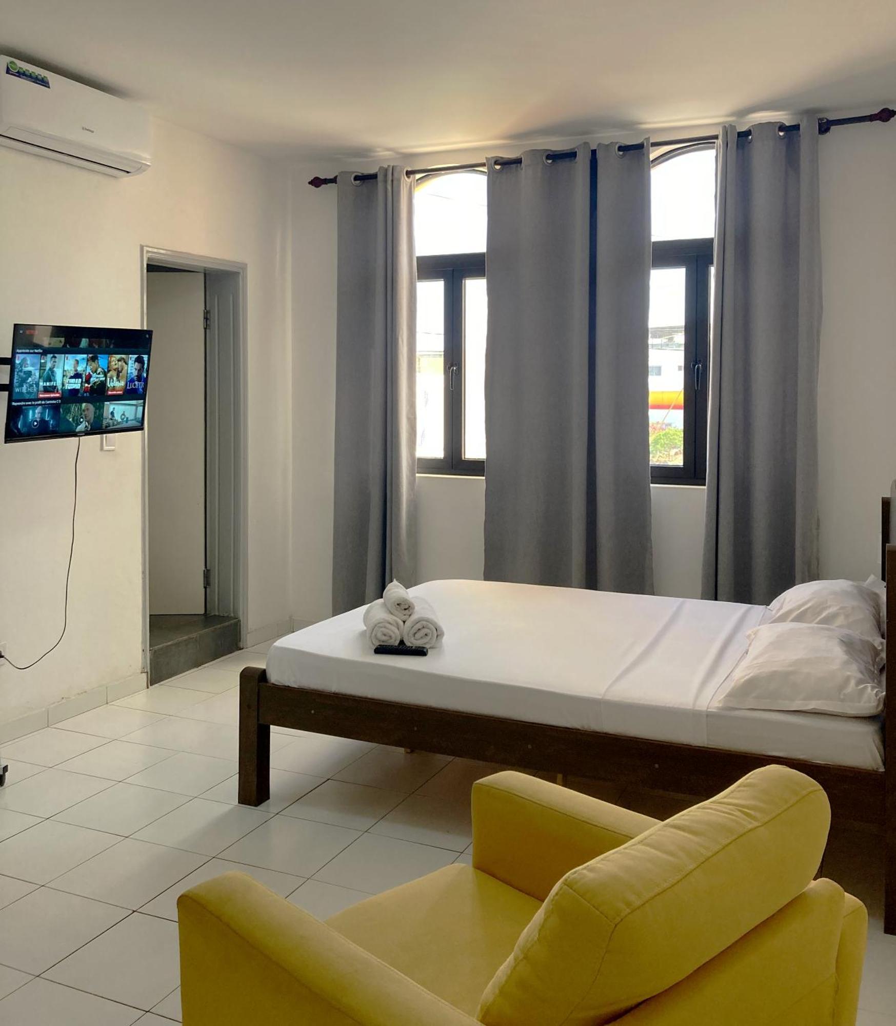 Cantinho C - Alojamento Complementar Praia Ngoại thất bức ảnh